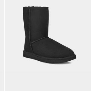 UGG Classic Short II Black Boots - NWT! Size 7
